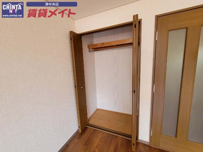 収納　同じ物件、別部屋の写真です