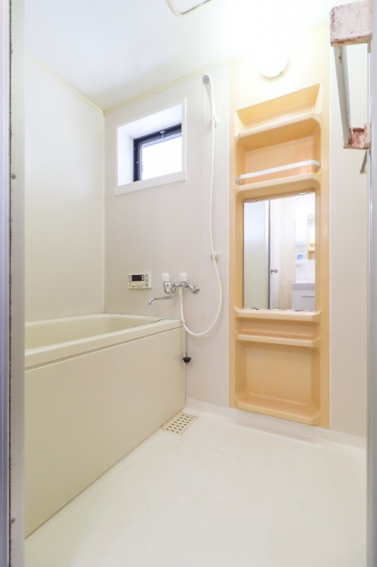 バス・シャワールーム　図面と現状に相違がある場合には現状を優先