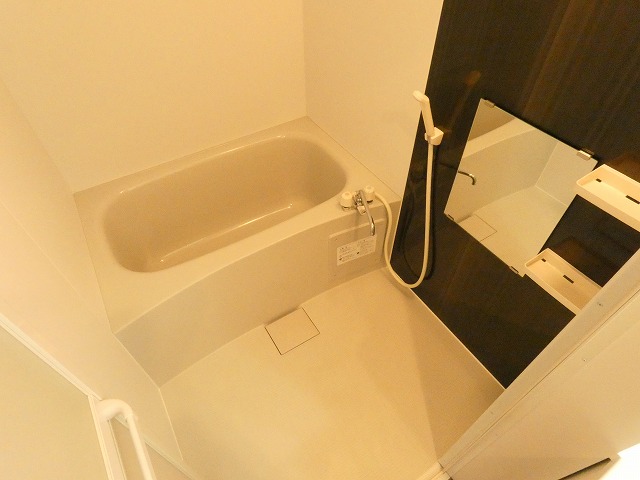 バス・シャワールーム　浴室乾燥機つき