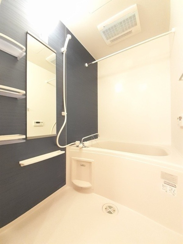 バス・シャワールーム　図面と現状に相違がある場合には現状を優先