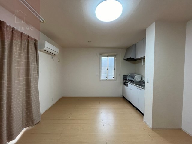 居室・リビング　ゆったり過ごせる居間です