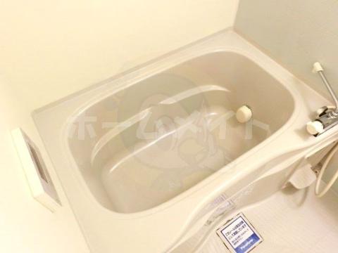 ジョイフルキューブ　バス・シャワールーム　追炊き機能付きバス