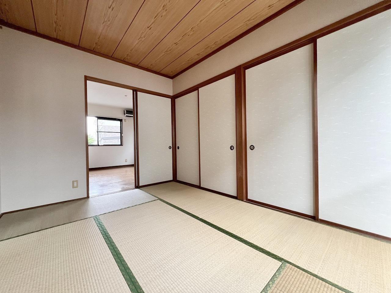 その他　二面採光で明るいお部屋です♪