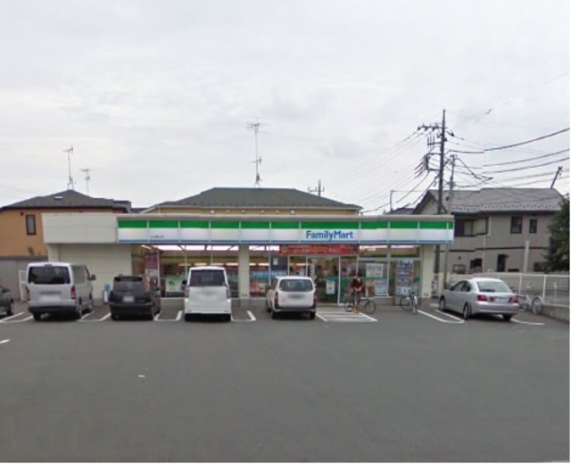 コンビニ　ファミリーマート立川通り店（コンビニ）まで712m