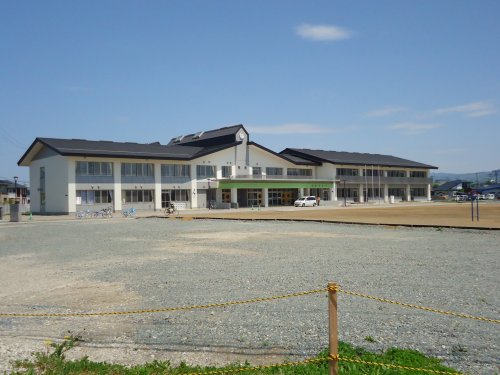 小学校　盛岡市立向中野小学校（小学校）まで870m