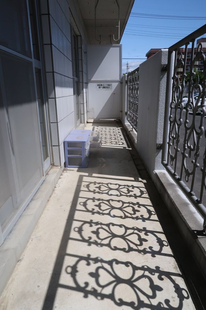 バルコニー　広々した明るいバルコニーです