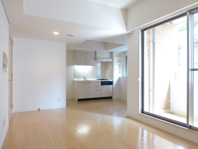 居室・リビング　内観