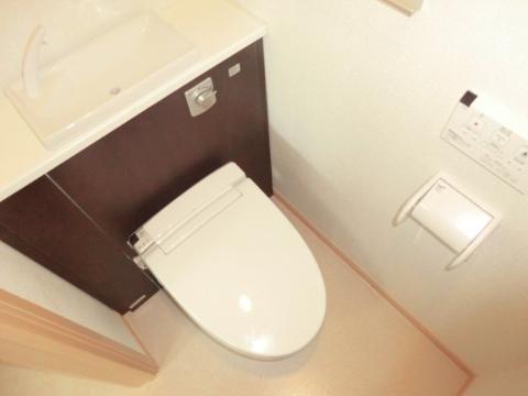 　トイレ　トイレ