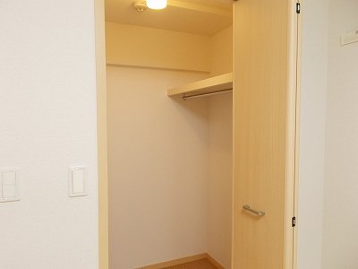 　収納　ウォ―クインクローゼット