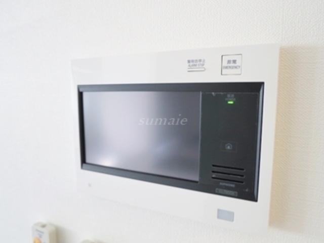 セキュリティ　モニター付きインターホン完備です☆