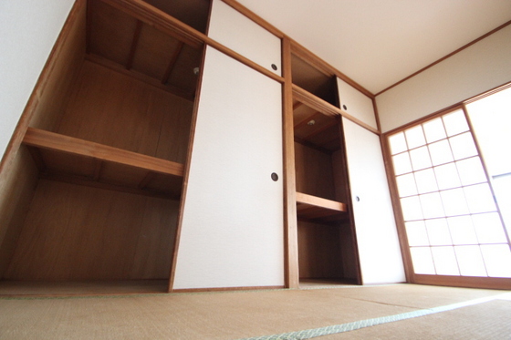 収納　※別部屋の写真です