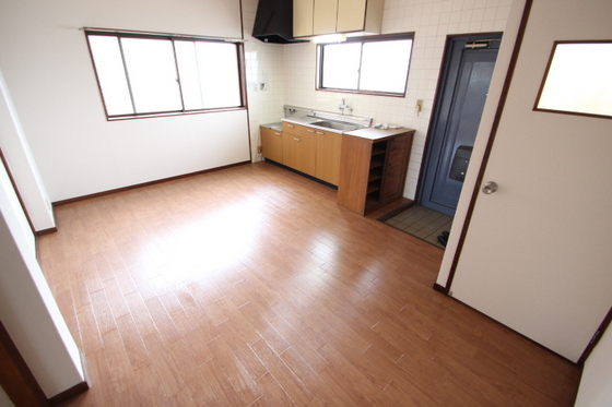 居室・リビング　※別部屋の写真です