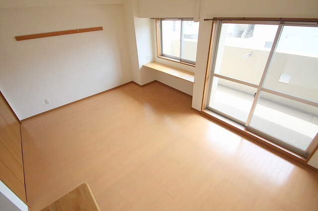 居室・リビング　広々内装です。