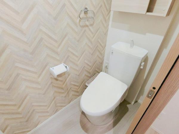 トイレ　★シャワートイレ★