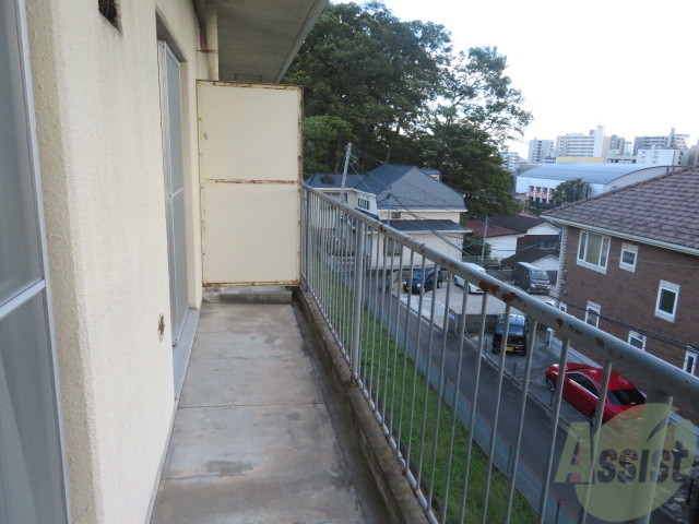 バルコニー　天気のいい日はのんびり空を眺めるのもいいかも。