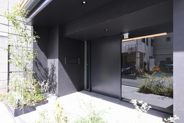 エントランス　エントランス