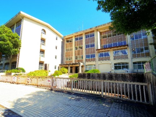 中学校　静岡市立城山中学校（中学校）まで1324m