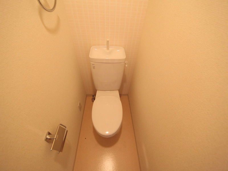 トイレ　トイレ　温水洗浄便座取り付け可