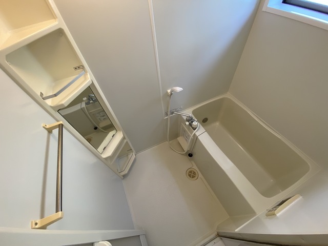 バス・シャワールーム　追い焚き機能付