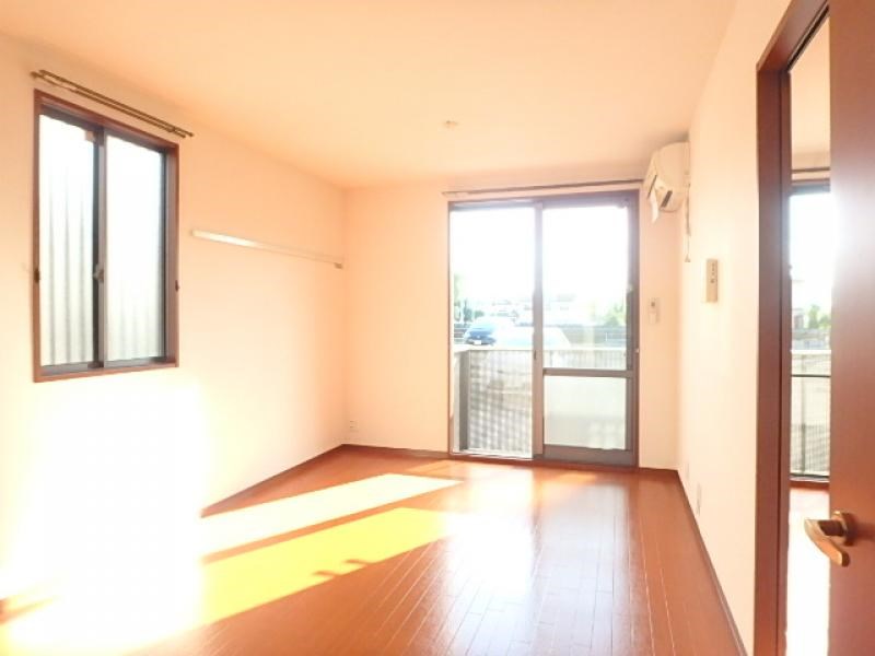 居室・リビング　同タイプ別部屋の画像です