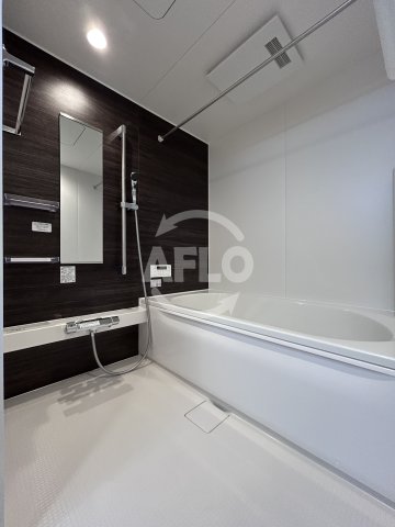 バス・シャワールーム　Flat　Comfy　豊中　浴室