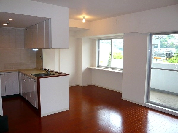 居室・リビング　※他部屋参考写真