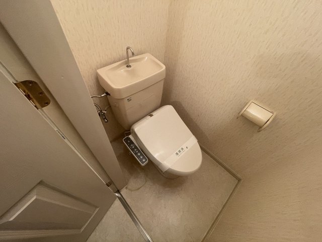 トイレ　トイレもきれいです