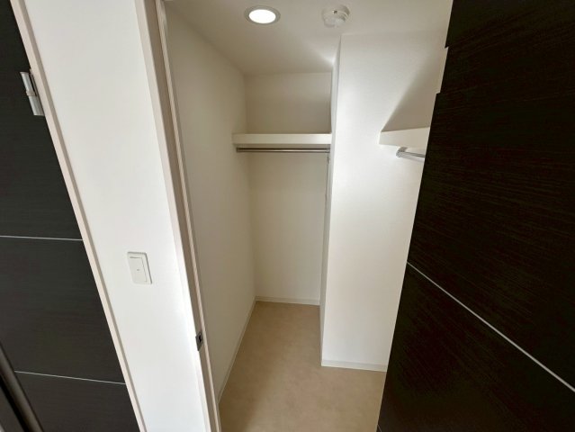 収納　ラルーチェ川名