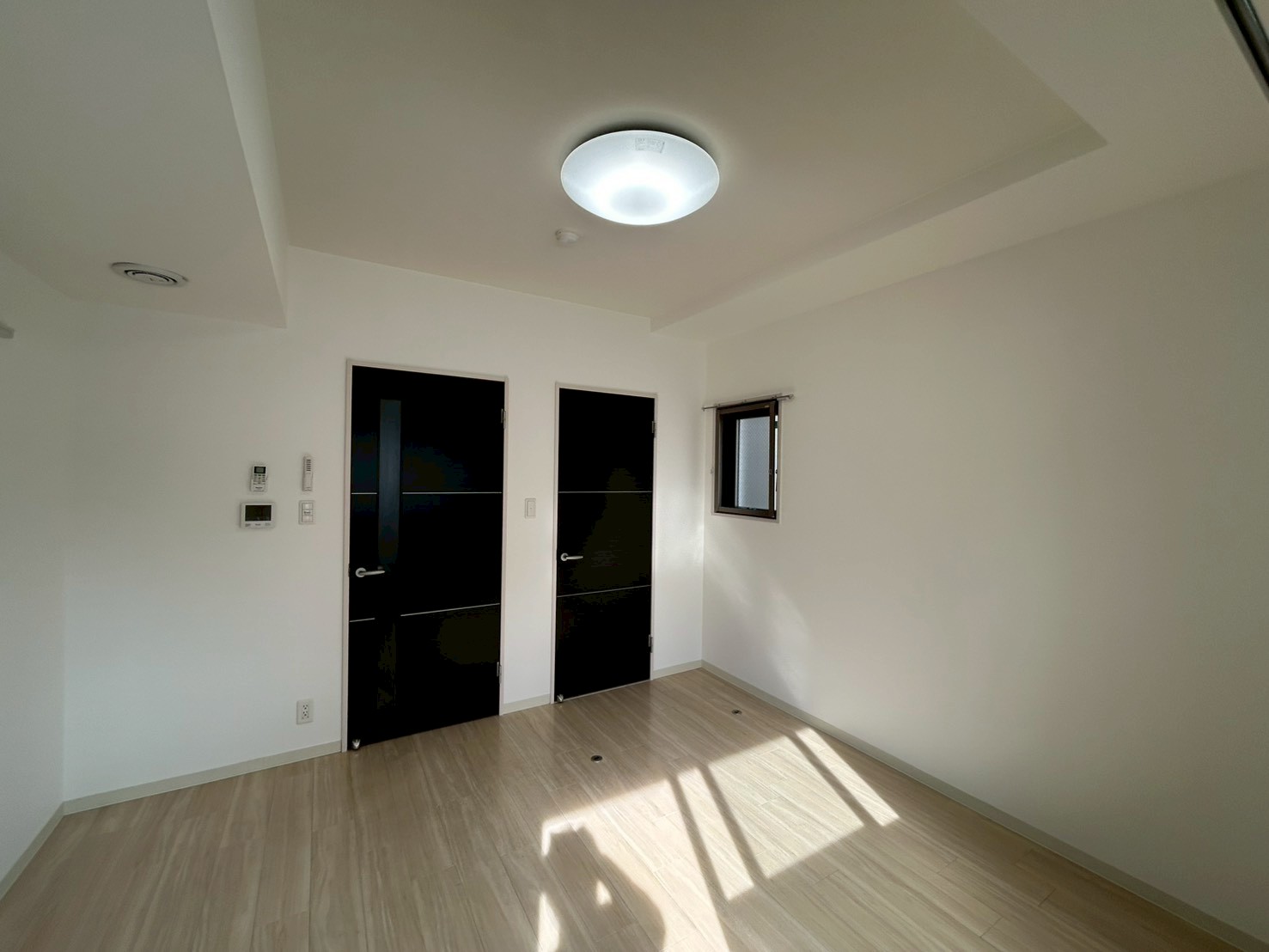 居室・リビング　ラルーチェ川名