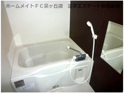 バス・シャワールーム　お風呂で日々の疲れを落としましょう