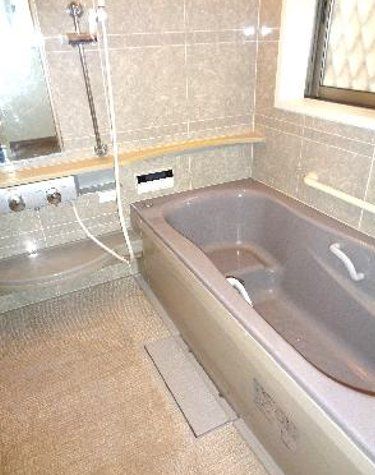 バス・シャワールーム　バス