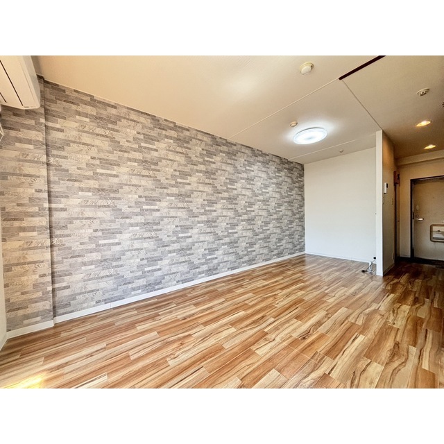 居室・リビング　リビング（同仕様タイプ）