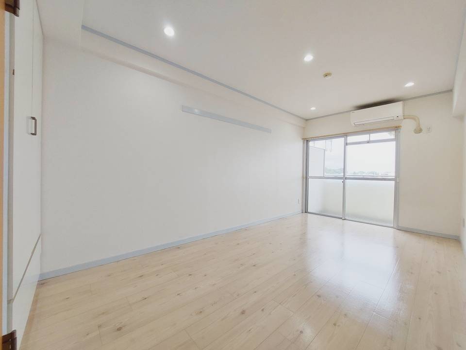 居室・リビング　リビング