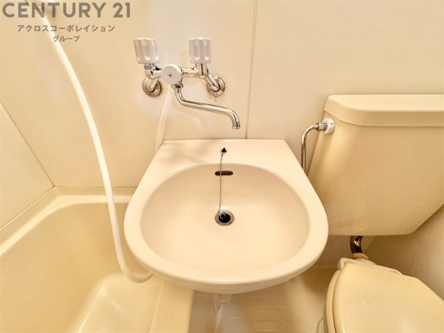 洗面設備　コンパクトな洗面台