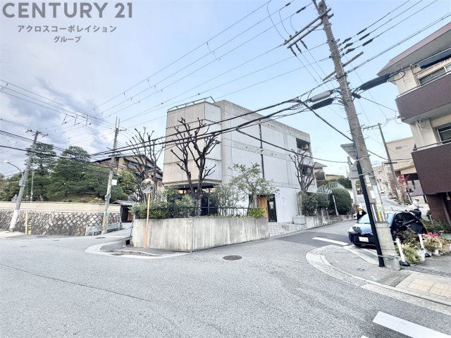 建物外観　見渡しのいい物件です