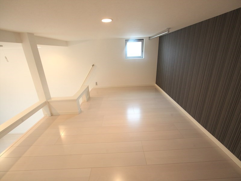 その他部屋・スペース　ロフト6.0帖　換気良好　収納として使用もできます