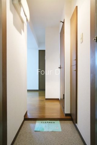 玄関　☆見学予約受付中★