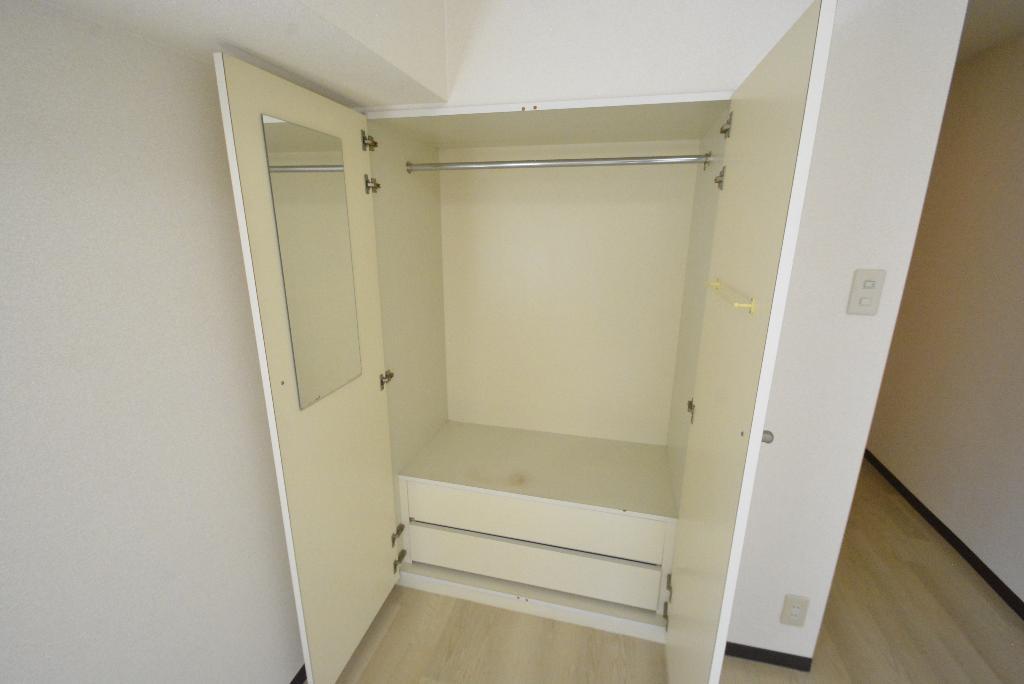 収納　クローゼット
