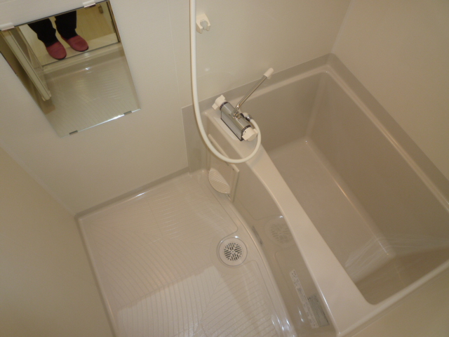 バス・シャワールーム　給湯式　バスルーム