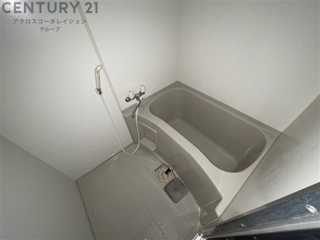 バス・シャワールーム　浴室乾燥機付きのお風呂です♪