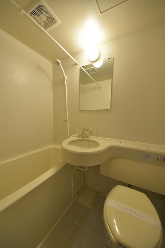 バス・シャワールーム　バス