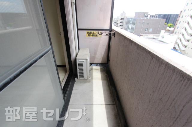 バルコニー　洗濯物が干せますよ。