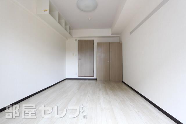 居室・リビング　明るいいビングですよ。