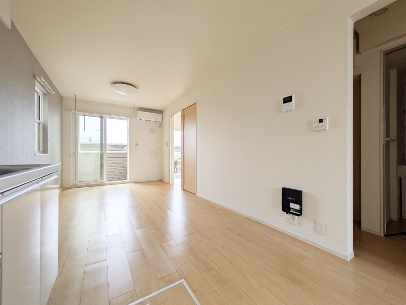 居室・リビング　図面と現状に相違がある場合には現状を優先