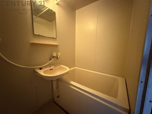 バス・シャワールーム　清潔感のある浴室です♪