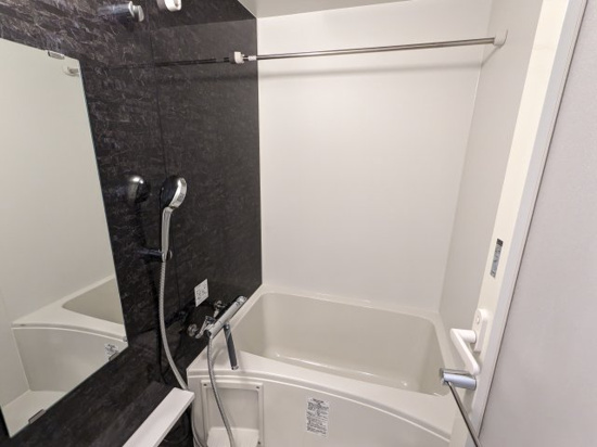 バス・シャワールーム　風呂