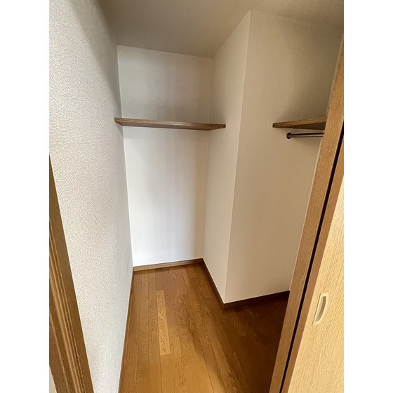 収納　ウォークインクローゼット