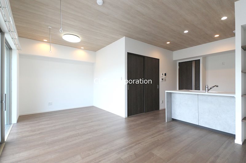 居室・リビング　同仕様部屋写真