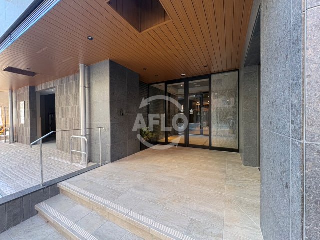 エントランス　Metrosa谷町六丁目South　エントランス