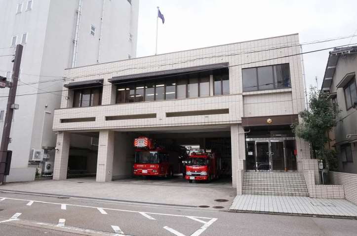 その他　金沢市消防局金沢市駅西消防署玉川出張所（その他）まで178m